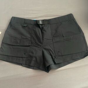Columbia outdoor shorts